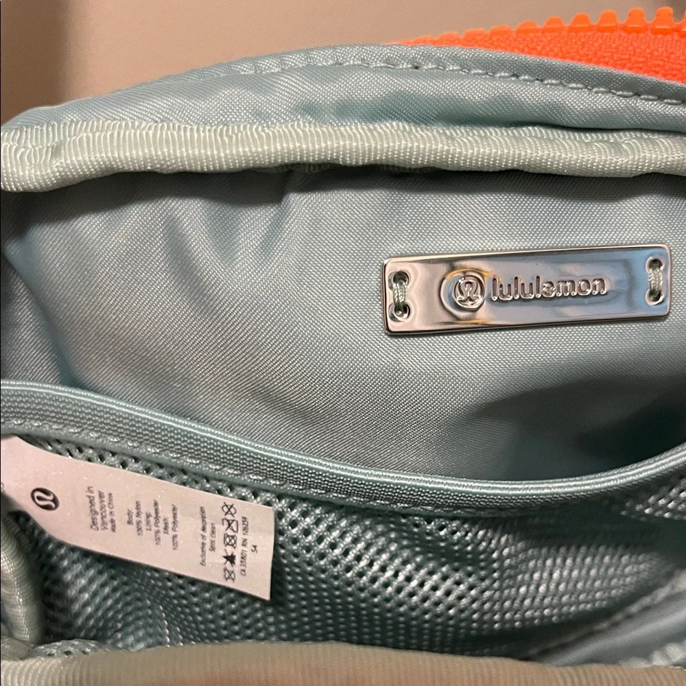 Lululemon Athletica Green and Orange Crossbody Bag - Picture 2 of 3